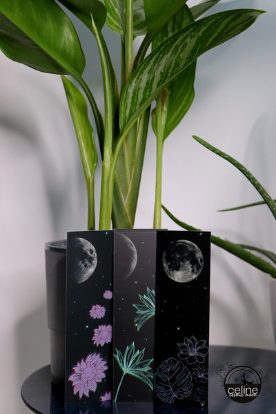 Moon Phases & Flowers Marque Page